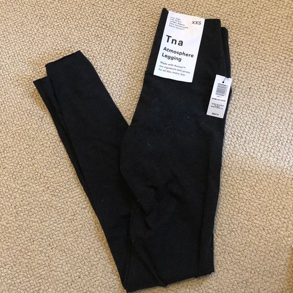 Aritzia TNA legging - Picture 3 of 5